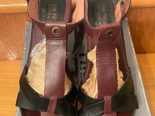 TOMMY HILFIGER - Sandalias tacón marrón/negro 38