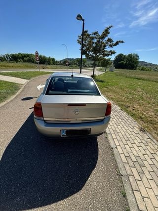 Opel Vectra 2003