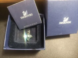 Colgante Flor Swarovski Verde y Plateado