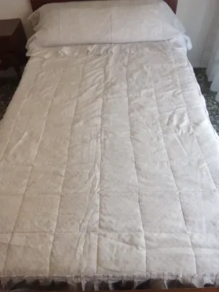 Edredón vintage 105 morado y blanco