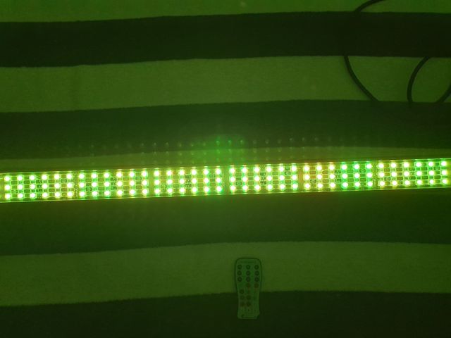 Varytec Giga Bar Pix 8 RGB + Mando + GARANTIA