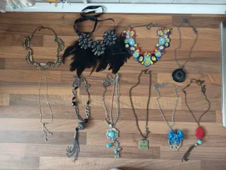 Lote Collares Bisutería Varios Estilos