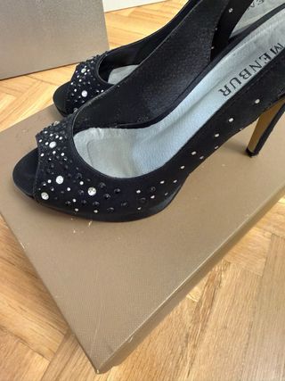 Zapatos fiesta Menbur negros T. 37