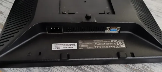 Monitor DELL 17 Negro/Gris