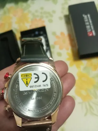 Reloj CURREN Cronógrafo Hombre Negro/Dorado