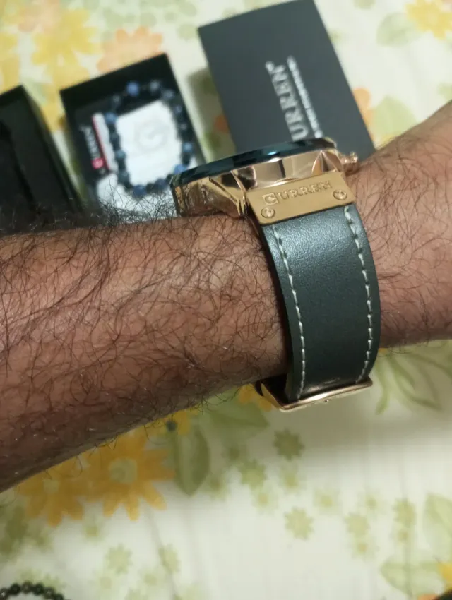 Reloj CURREN Cronógrafo Hombre Negro/Dorado