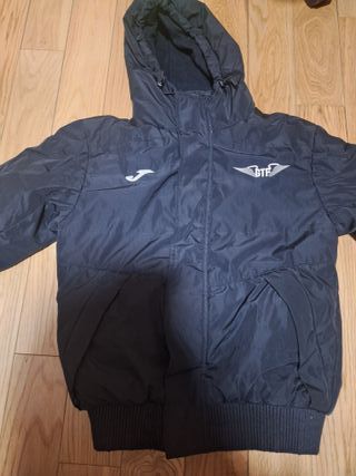 Cazadora Joma CF Getafe Plumas Negra Talla 10