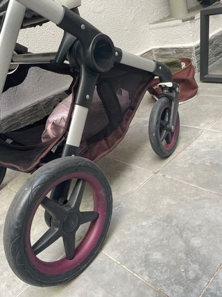 Bugaboo Fox Completo con 2 capotas y saco bebe