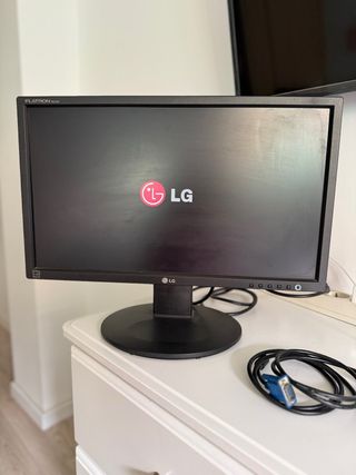 Pantalla LG Flatron 22 pulgadas