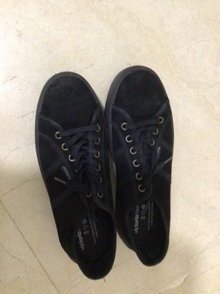 Zapatillas Victoria Negras Plataforma Cordones