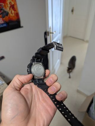 Reloj Casio G-Shock GA-140-1A4ER SIN PILA