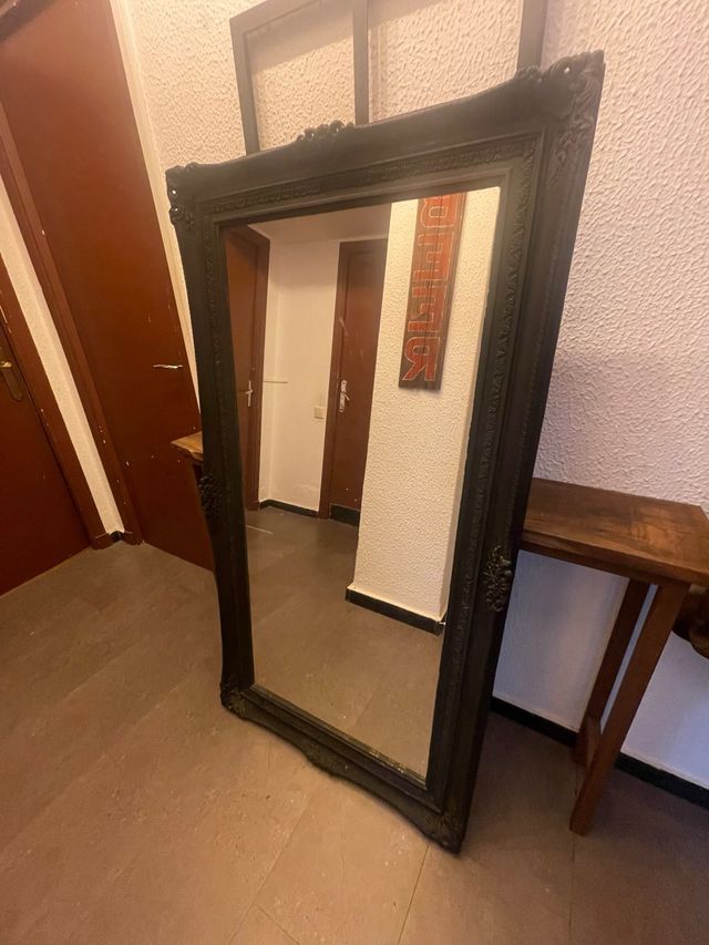 Espejo grande decorativo negro