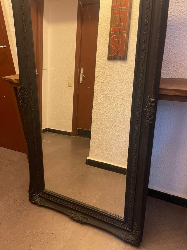 Espejo grande decorativo negro