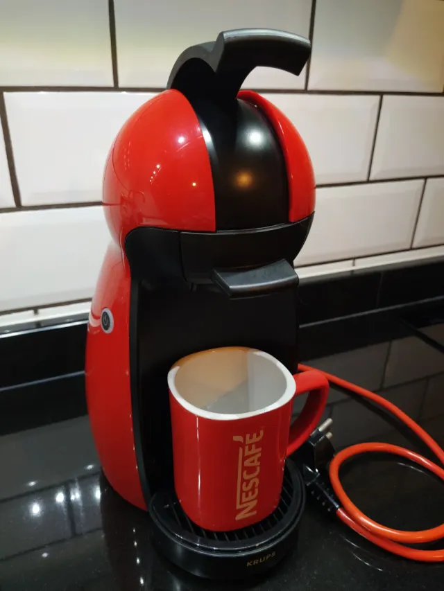 Cafetera Krups Dolce Gusto Roja