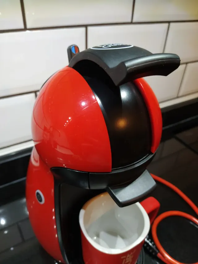 Cafetera Krups Dolce Gusto Roja