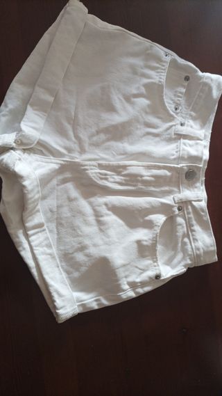 Vaqueros cortos mujer