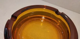 Posacenere rotondo vetro ambra vintage svotatasche