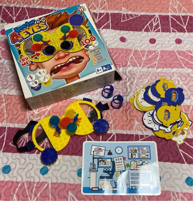 Juego de mesa Doctor 4 Eyes.