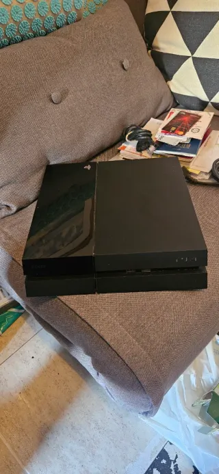 Consola Sony PS4 Negra Leer descripción