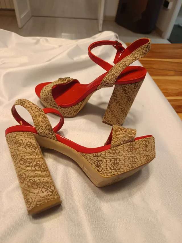 Sandalias Guess Talla 37