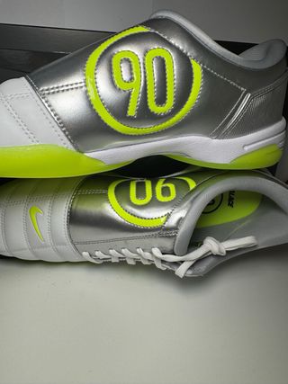 Nike Total 90 x Palace