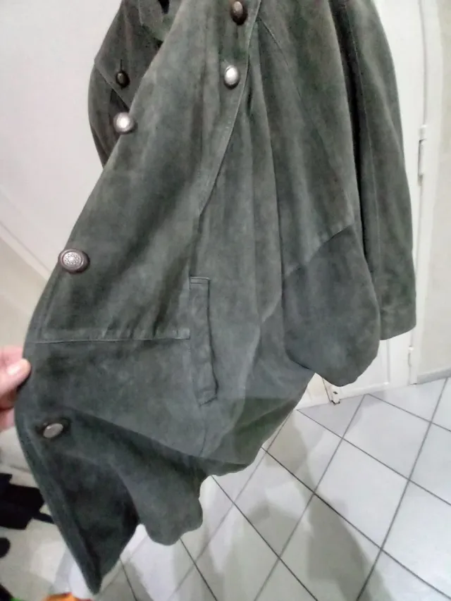 Mantella in pelle grigio piombo