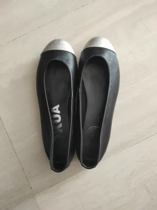 Manoletinas negras y plateadas