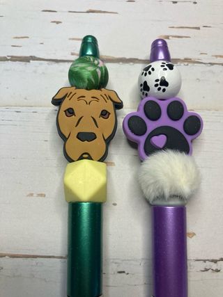 Libreta perros y gatos y 2 bolis decorados