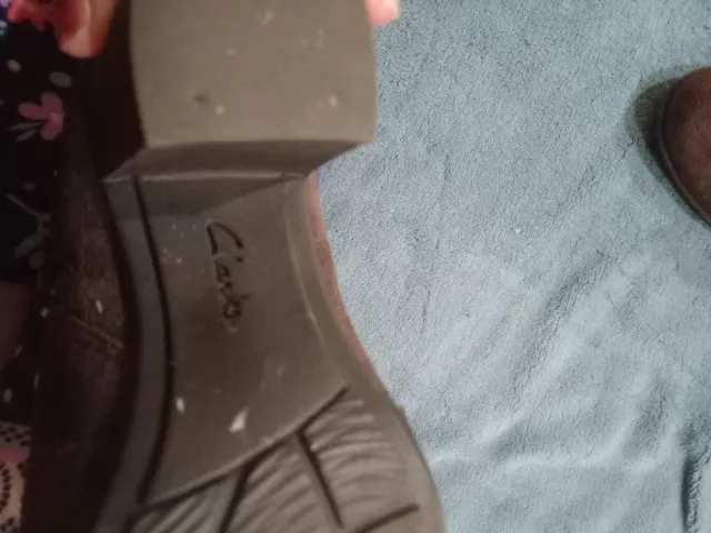 Botín antelina Clarks talla 36