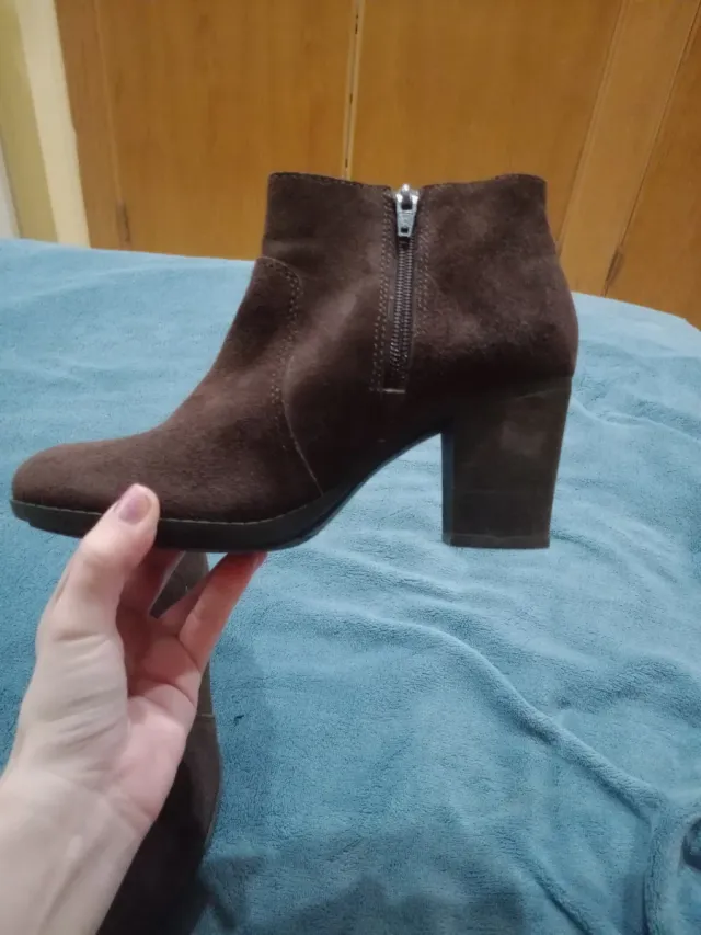 Botín antelina Clarks talla 36