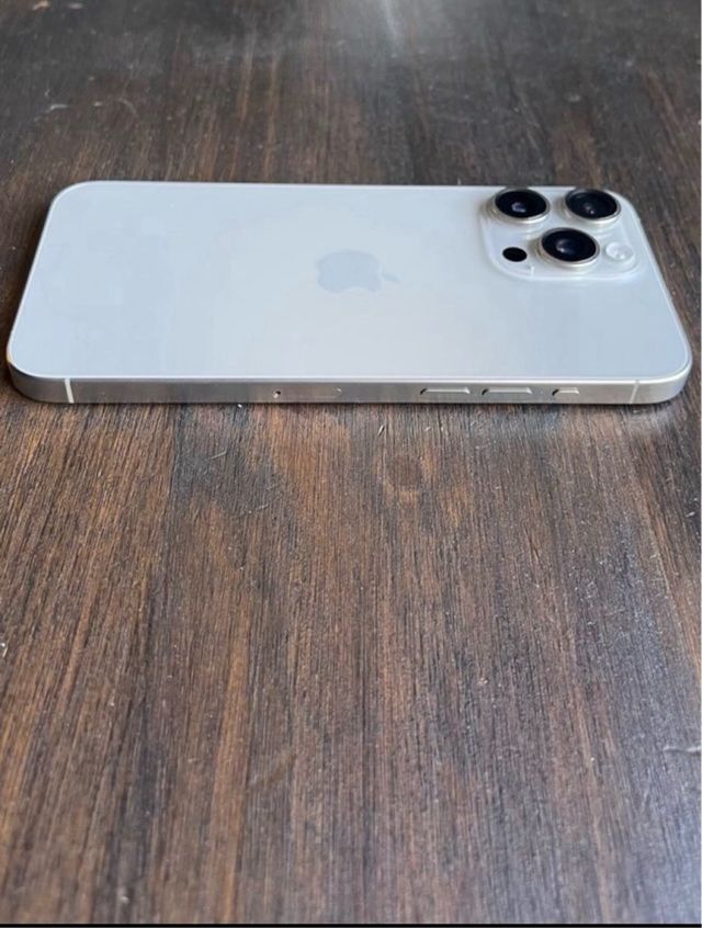 iPhone 15 Pro Max 512 GB Plata