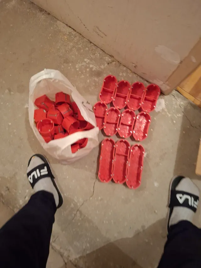 Cajas mecanismos para tabiques pladur