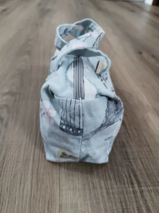 Beauty case azzurro fatto a mano