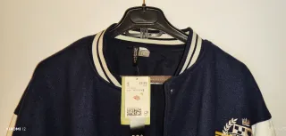 Chaqueta Beisbolera Talla L con Estampado A