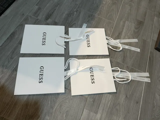 Sacchetti Guess bianchi