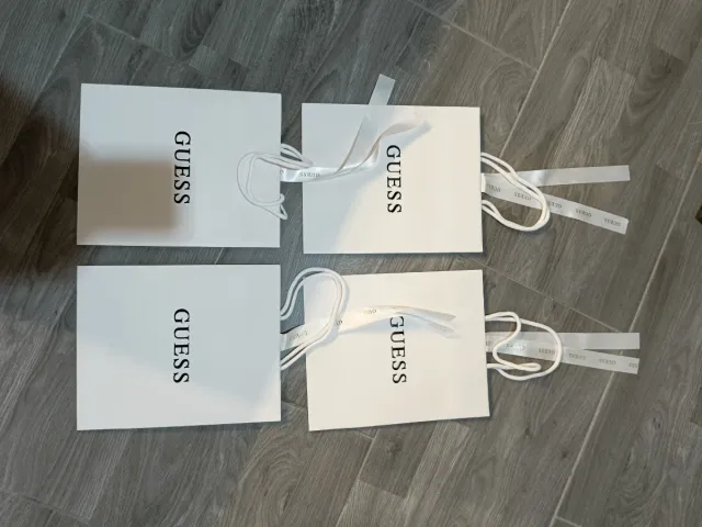 Sacchetti Guess bianchi