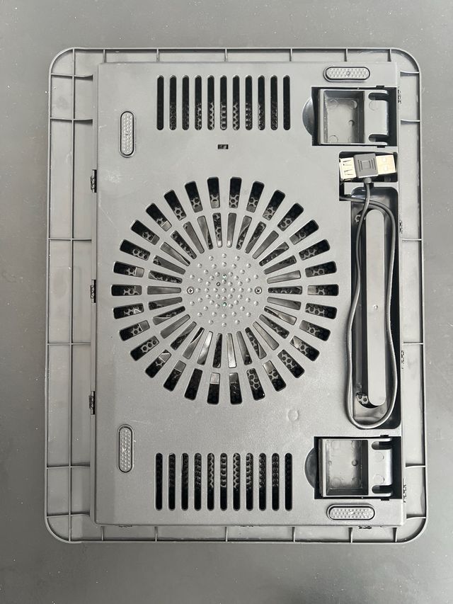 Base refrigeradora portátil con ventilador