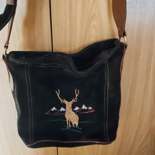 Bolso ante negro bordado ciervo