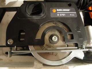 Taladro percutor Black Decker y sierra circular