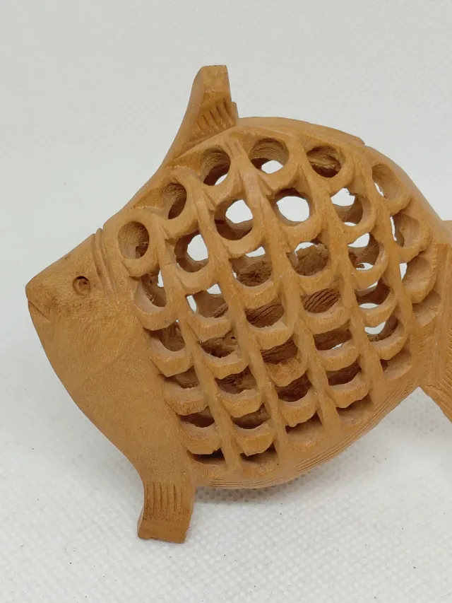 Pesce decorativo legno intagliato scultura Jaali