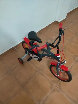 Bici infantil Volcano 16 roja y negra