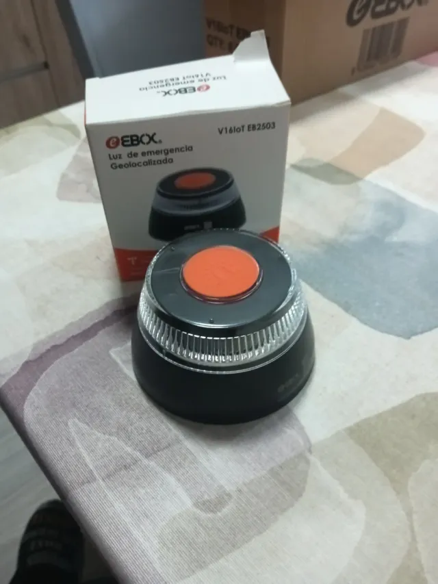 Baliza V16 EBOX Geolocalizada