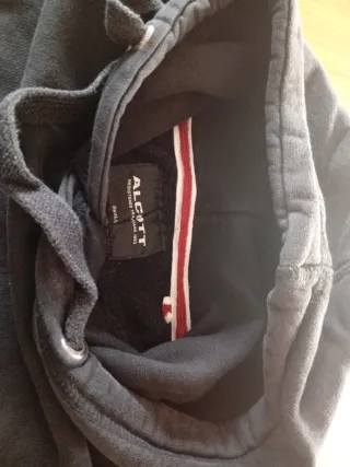 Sudadera ALCOTT negra