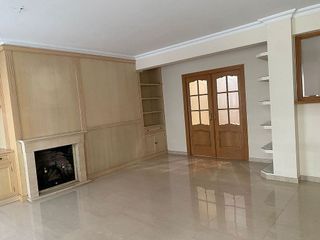 Piso en alquiler en Cuatro Caminos en Santander