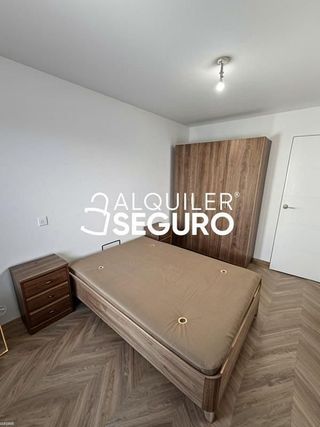 Piso en alquiler en Las Conejeras - Esparragal en Coslada