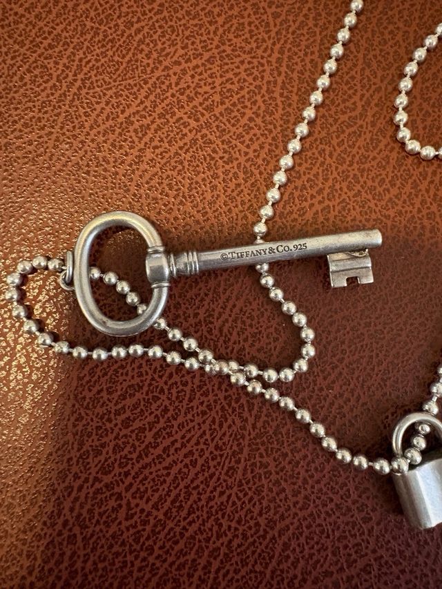Tiffany & Co. Collar Llave y Candado Plata