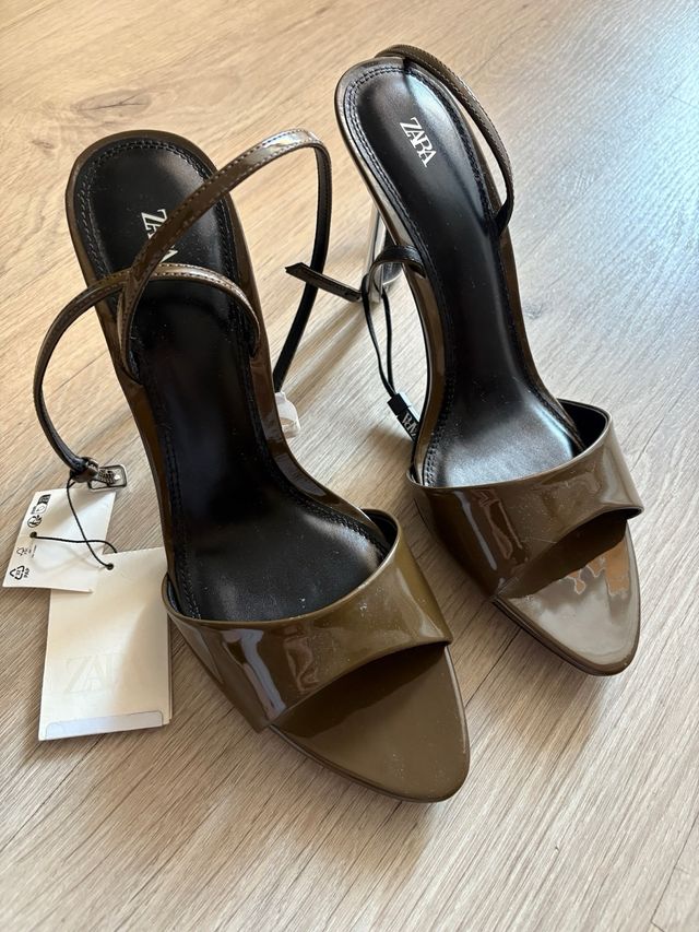 Sandalias Zara Tacón Verde Oliva Talla 41