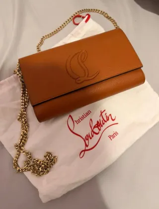 Cartera Christian Louboutin Marrón original