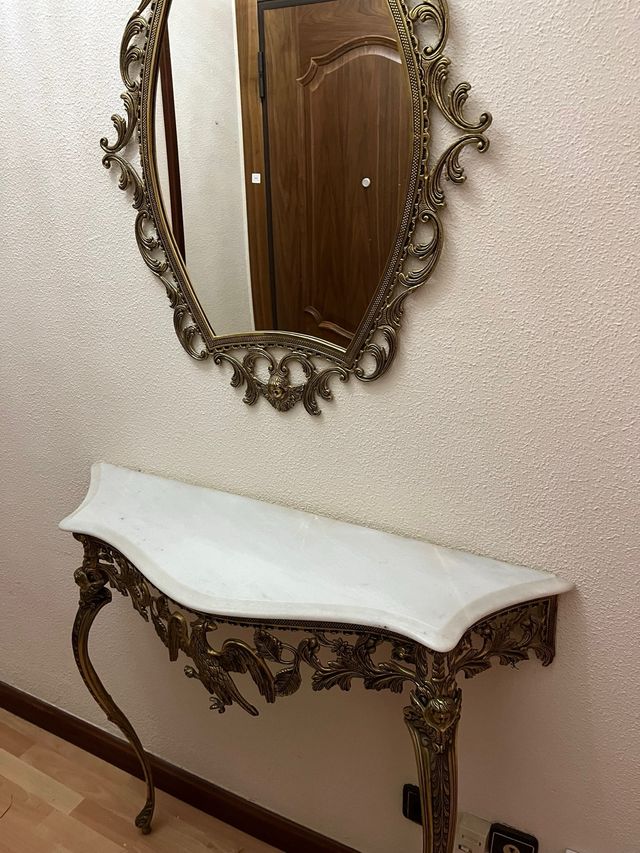 Recibidor Mármol y Metal