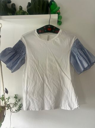 Camiseta Stradivarius Talla S Mangas Fruncidas